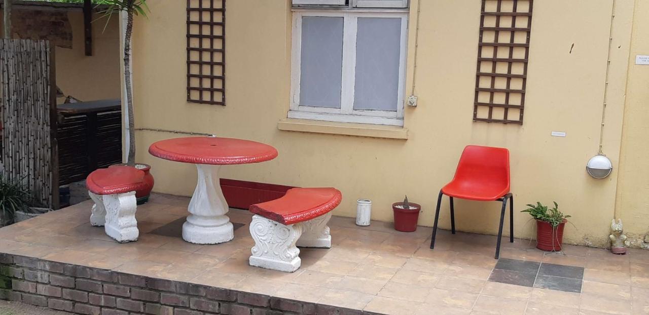 פורט אליזבת' Jikeleza Lodge מראה חיצוני תמונה